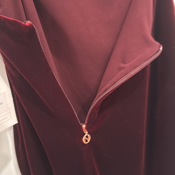 Nookie NWT Dejavu Midi Dress in Wine 🔥 - Picture 13 of 14